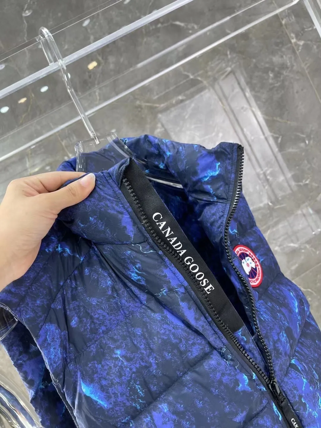 New Arrival canada goose ， ins 、 、 。 canada goose , ， ， ！ 90％ ， ， ！ ， ， ！ Same Style Sizes： xs xxl